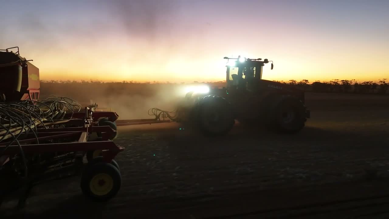 Case Steiger towing the Seedhawk at Anchorage